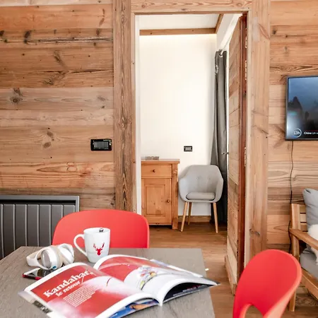 Chaleureux 4 Pers Avec Terrasse Et Wifi, Centre - Fr-1-343-222 *