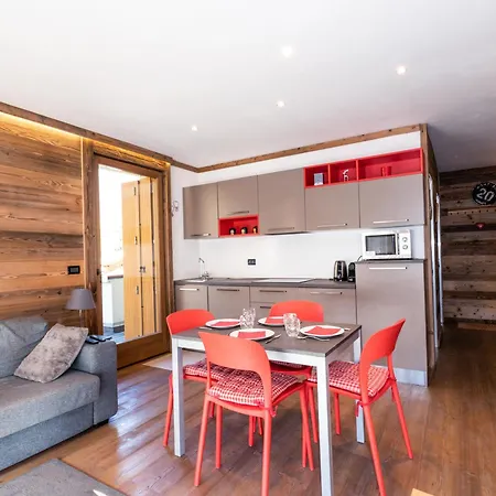Cosy Avec Terrasse Au Centre-ville, 4 Pers, Parking, Wifi - Fr-1-343-222 Шамони